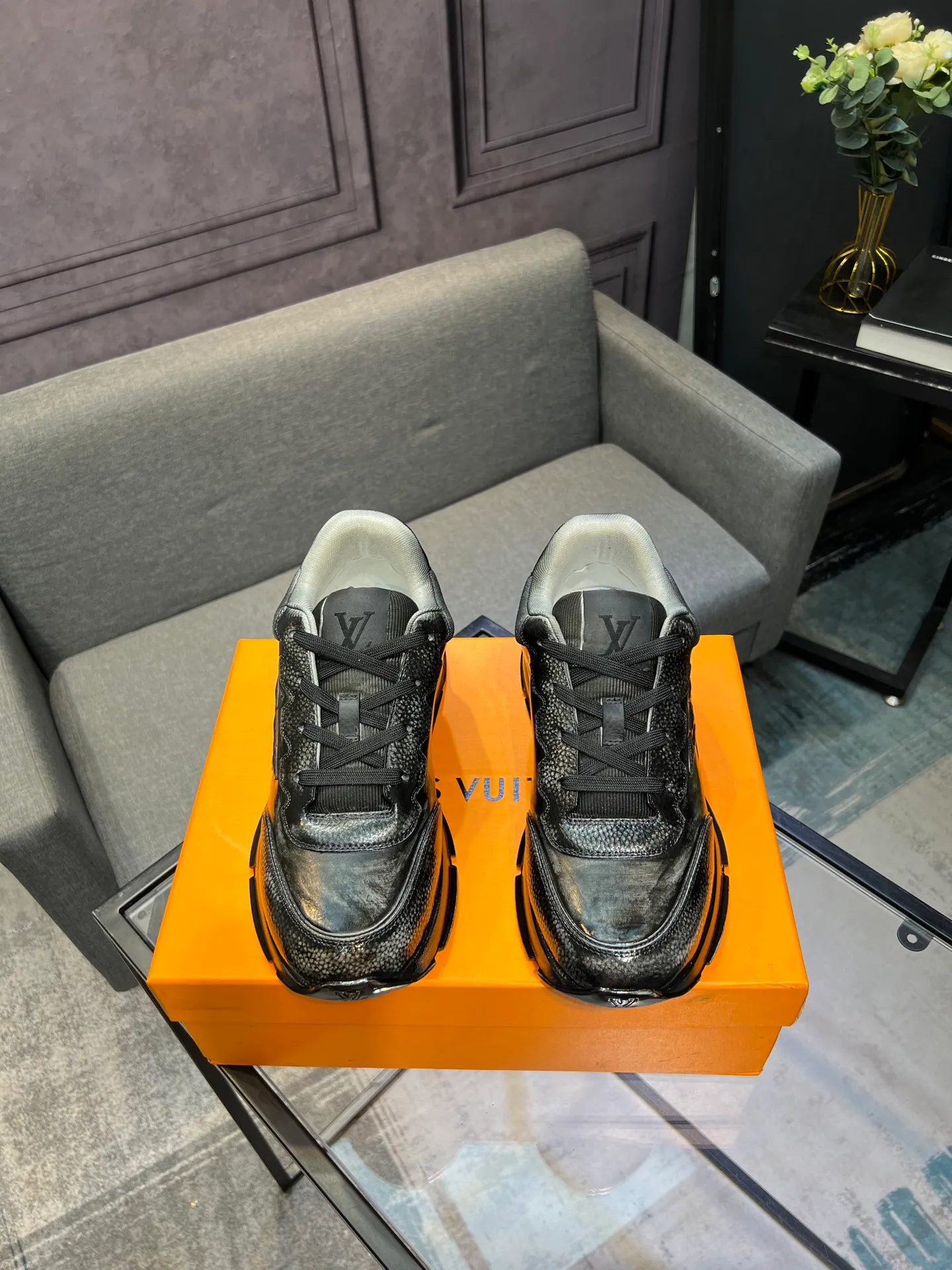 Men's Men's Shoes💰880 LV | Louis Vuitton 2025𝐬𝐬 New Spring and Summer Styles for Couples, Men's Styles Available First. The counter features the latest casual shoes. Hard goods are new🆕 ❥Purchase level! Full of high-end feel! A popular model among bloggers at home and abroad, it’s retro and fashionable and looks amazing on your feet! Wear a lot of happiness! Mainly recommended model on the official website★ ▪️Upper: Original custom-made imported calfskin fabric ▪️Inner lining: breathable gauze imported from Italy ▪️Outsole: rubber foam ➕tpu high-end outsole ▪️Shoe size: 36-44 (customized for 45 and 46)